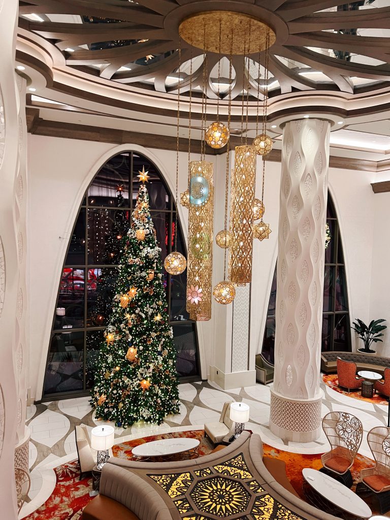 Christmas in Disney: Resort Decorations Tour