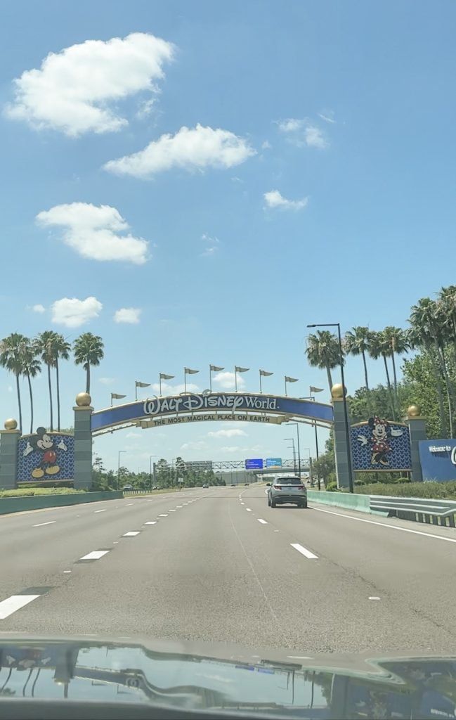 MCO to Walt Disney World through the Walt Disney World Sign