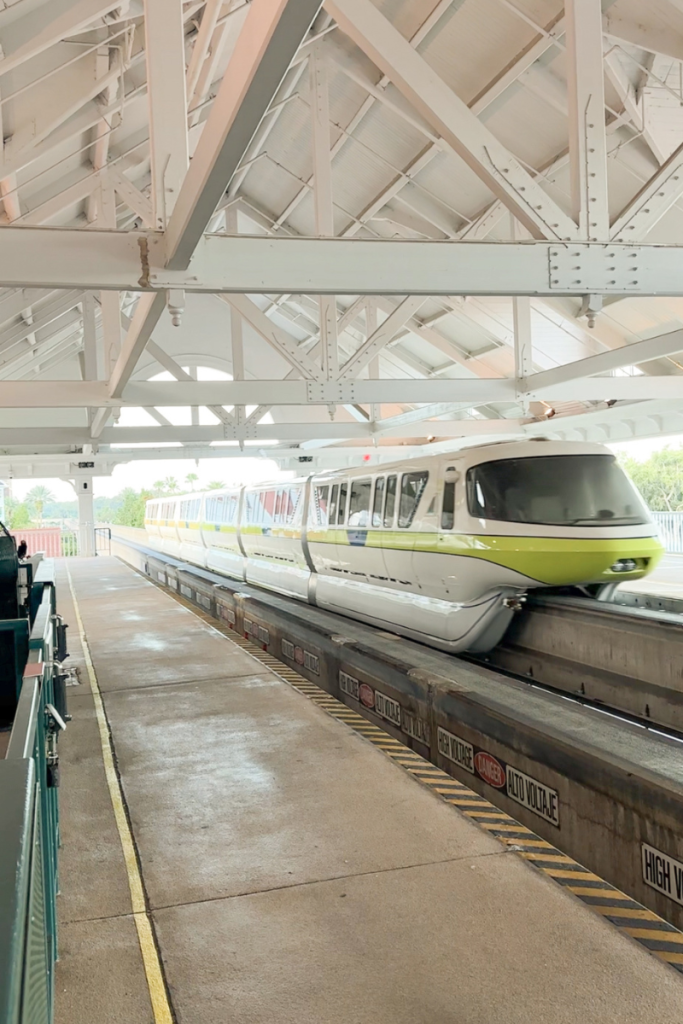 Where Does The Monorail Go In Disney World - Magic Kingdom and Epcot Loop