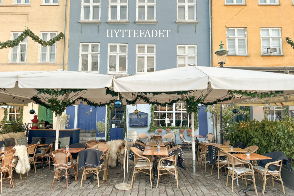 Cafes in Nyhavn Copenhagen
