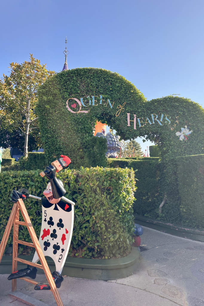 Alice's Curious Labyrinth in Disneyland Paris